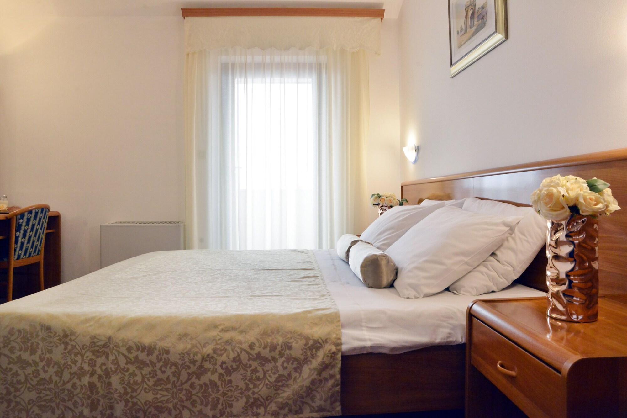 Hotel Villa Letan Fazana Ngoại thất bức ảnh